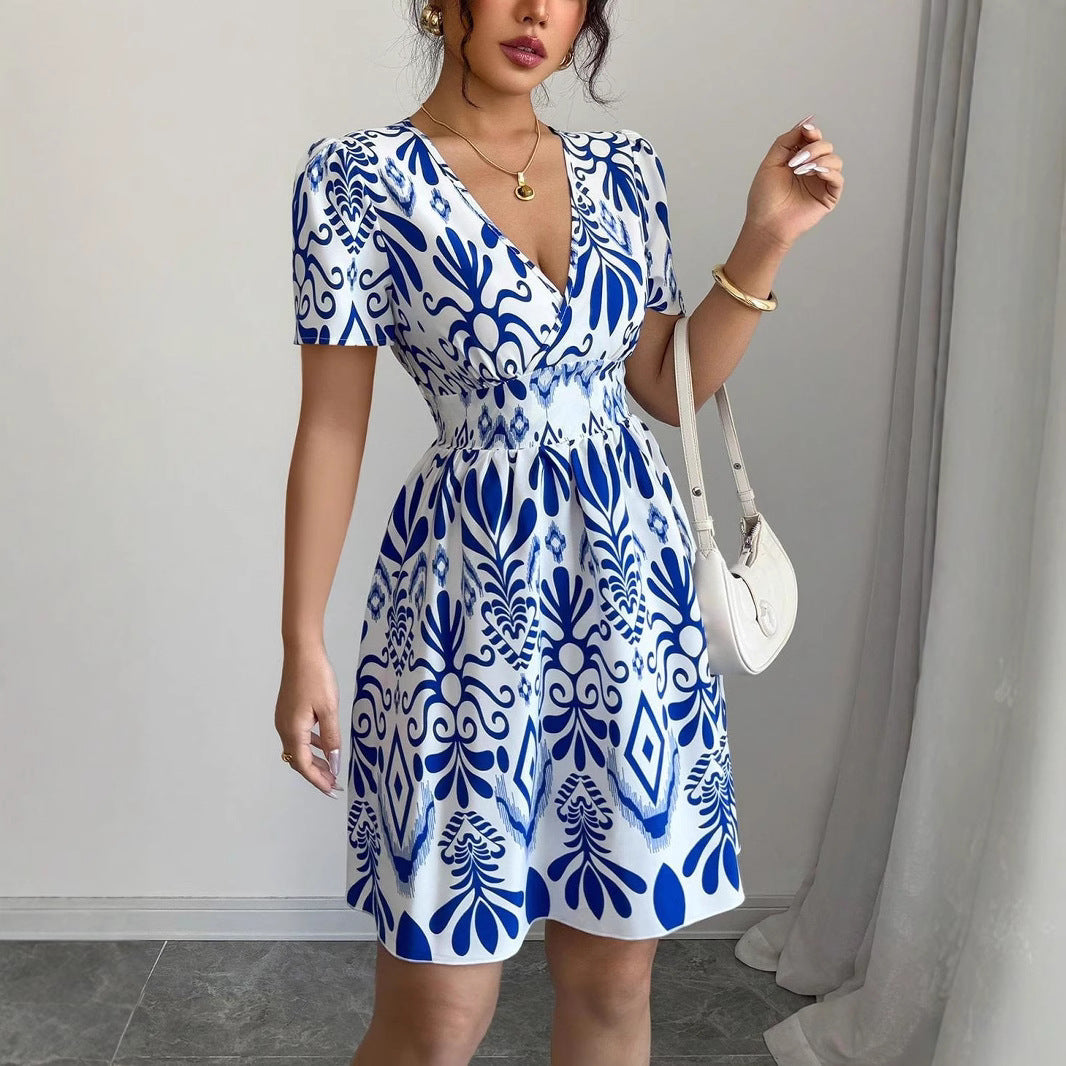 Mini dress for women with a playful A-line cut and floral patterns Lune London