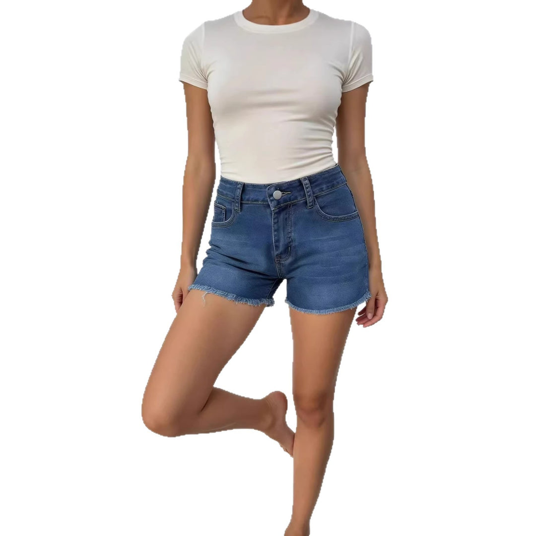 Women's casual denim shorts with frayed hem and high waist Lune London