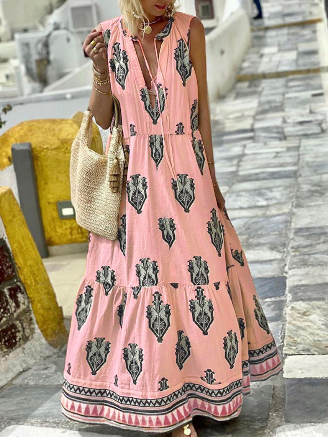 Maxi dress for women with an elegant floral pattern and a deep V neckline Lune London