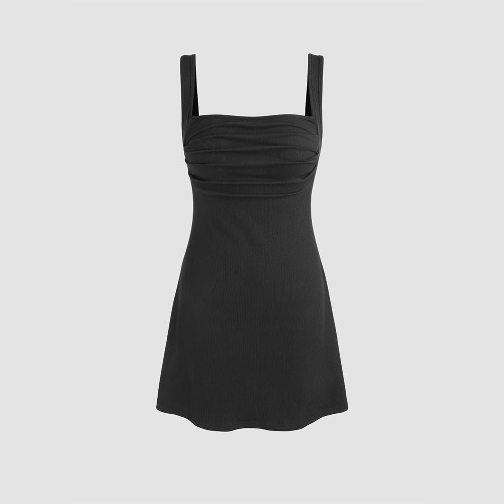 Robe mini ajustée pour femmes avec des bretelles fines et un drapé Chic & Stil