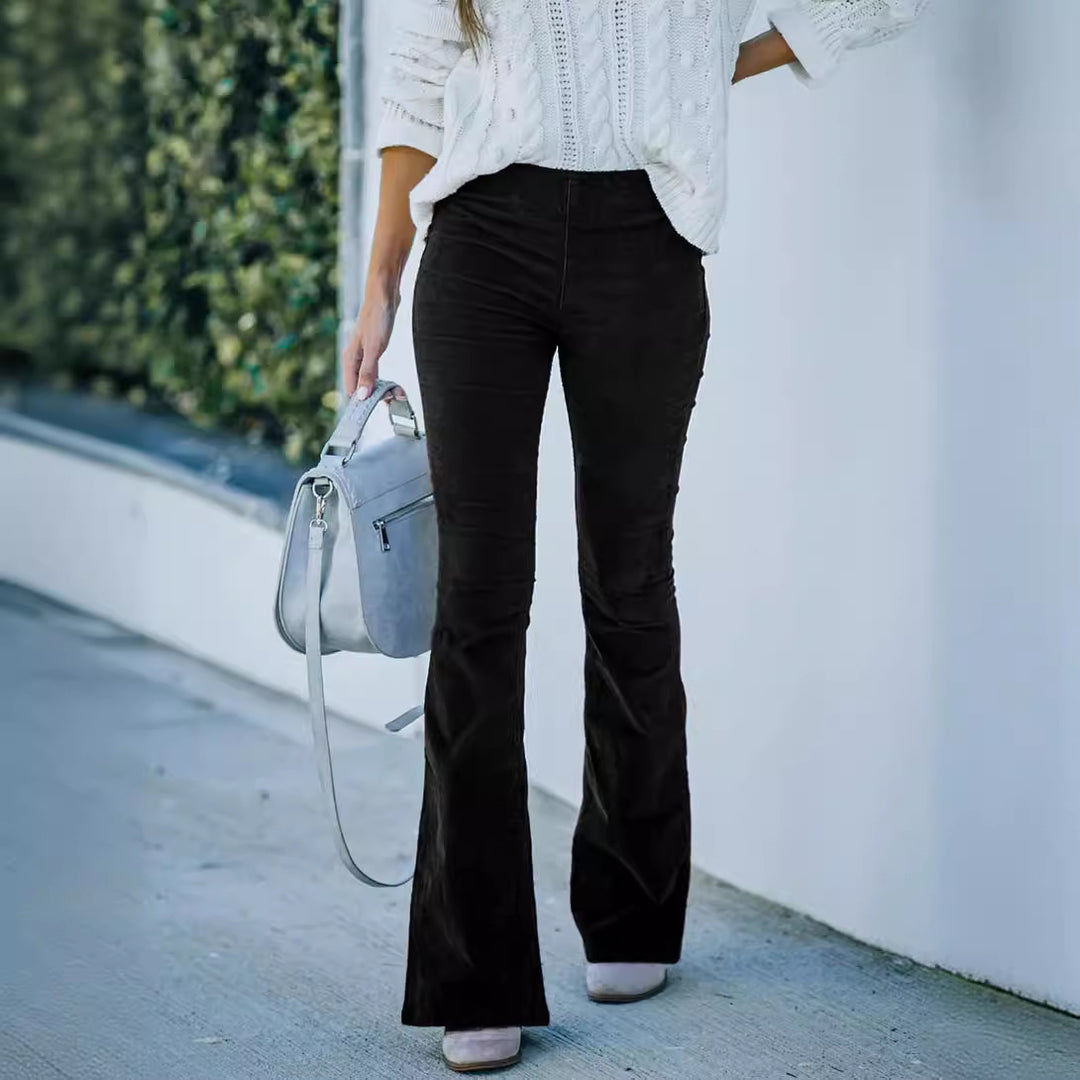 Bootcut pants for women with high waist and stretchy fabric Lune London