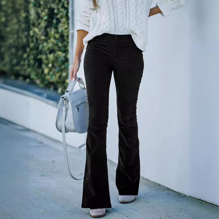 Bootcut pants for women with high waist and stretchy fabric Lune London