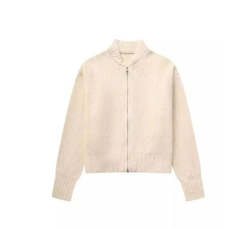 Cardigan moderne pour femmes avec des manches volumineuses et fermeture éclair Chic & Stil