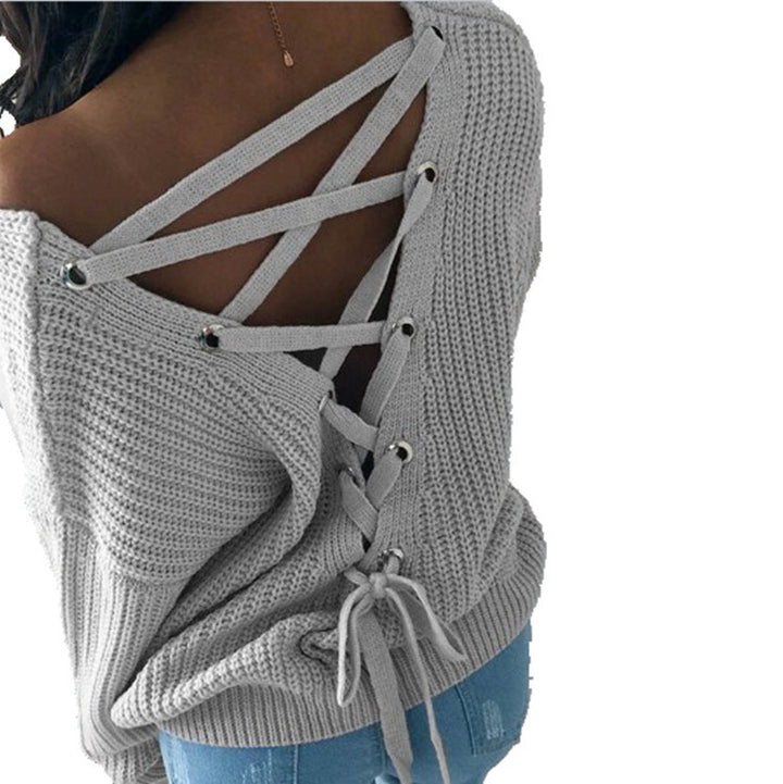 Knitted sweater for women with a creative back design and unique lace details Lune London