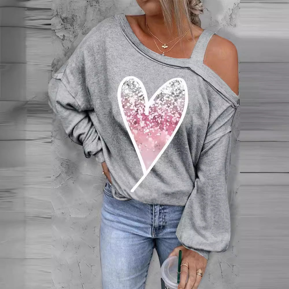 Oversized casual sweater for women with heart-shaped sequin design Lune London