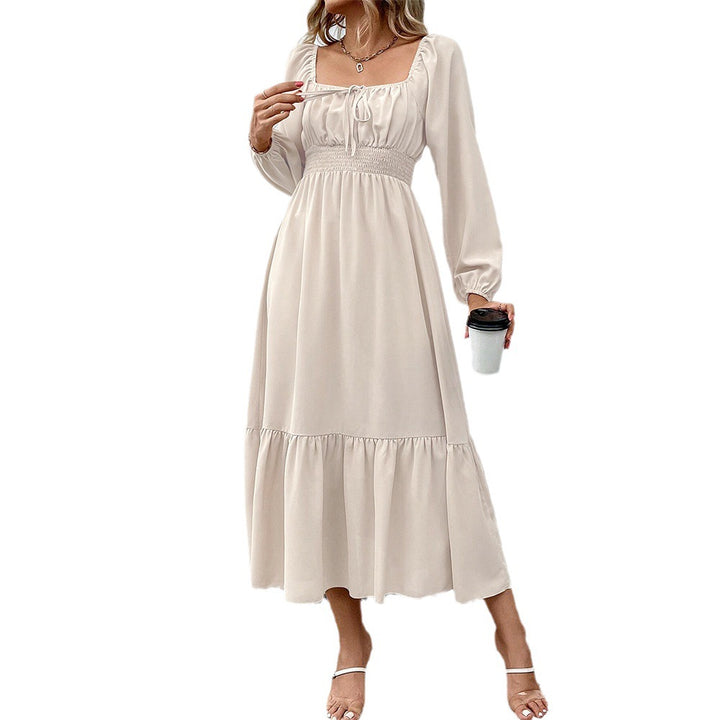Robe midi femme avec taille flatteuse et volants élégants Chic & Stil