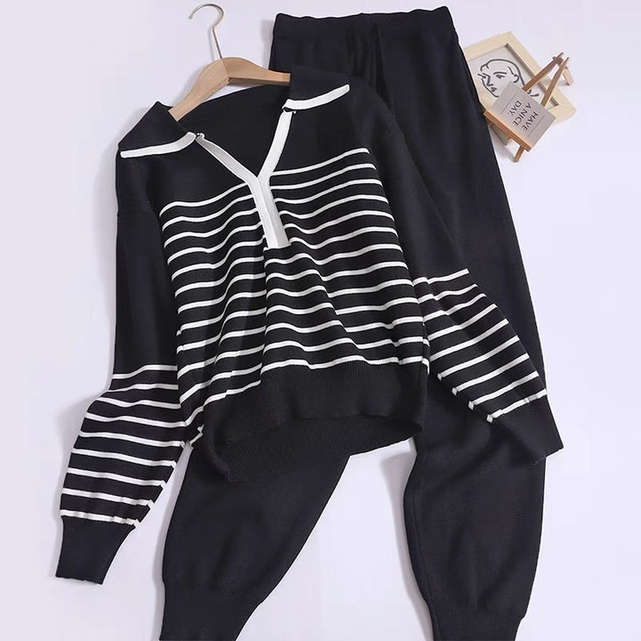 Ladies Chic and Stylish Two-Piece Sports Set