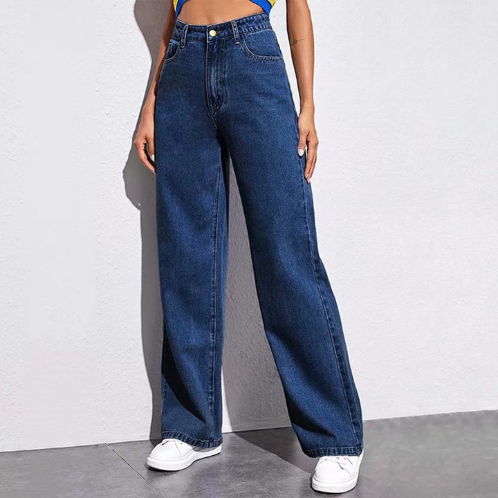 Women’s wide-cut jeans in a vintage chic style