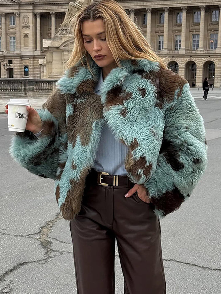 Faux fur jacket for women with modern patterns and voluminous sleeves Lune London
