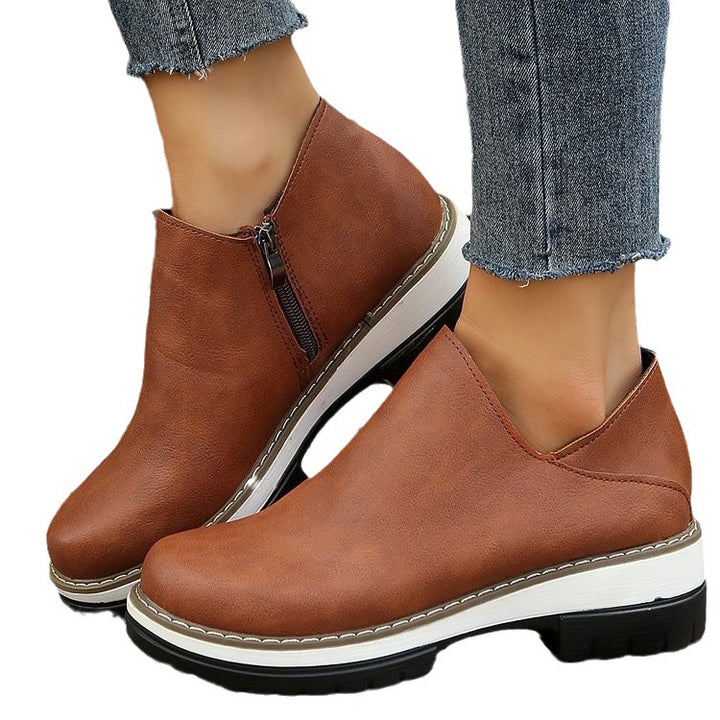 Women’s Comfortable Clogs with stylish zipper and non-slip sole Lune London