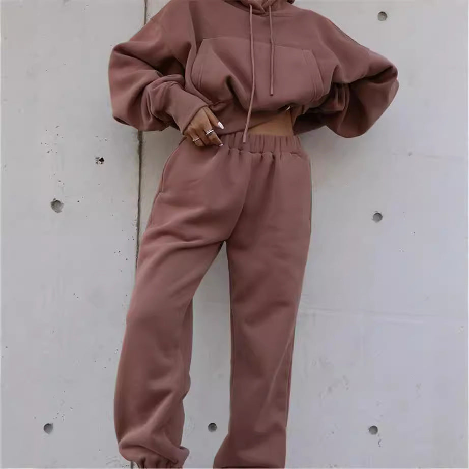 Lune London women's casual sweatshirt and jogger pant set