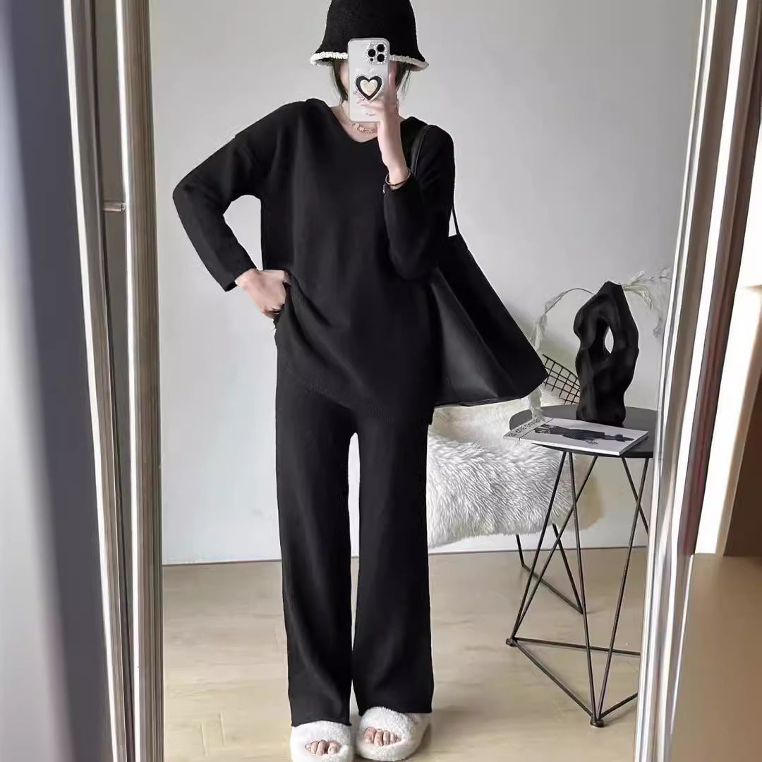 Ladies Elegant and comfortable V-neck Loungewear Lune London
