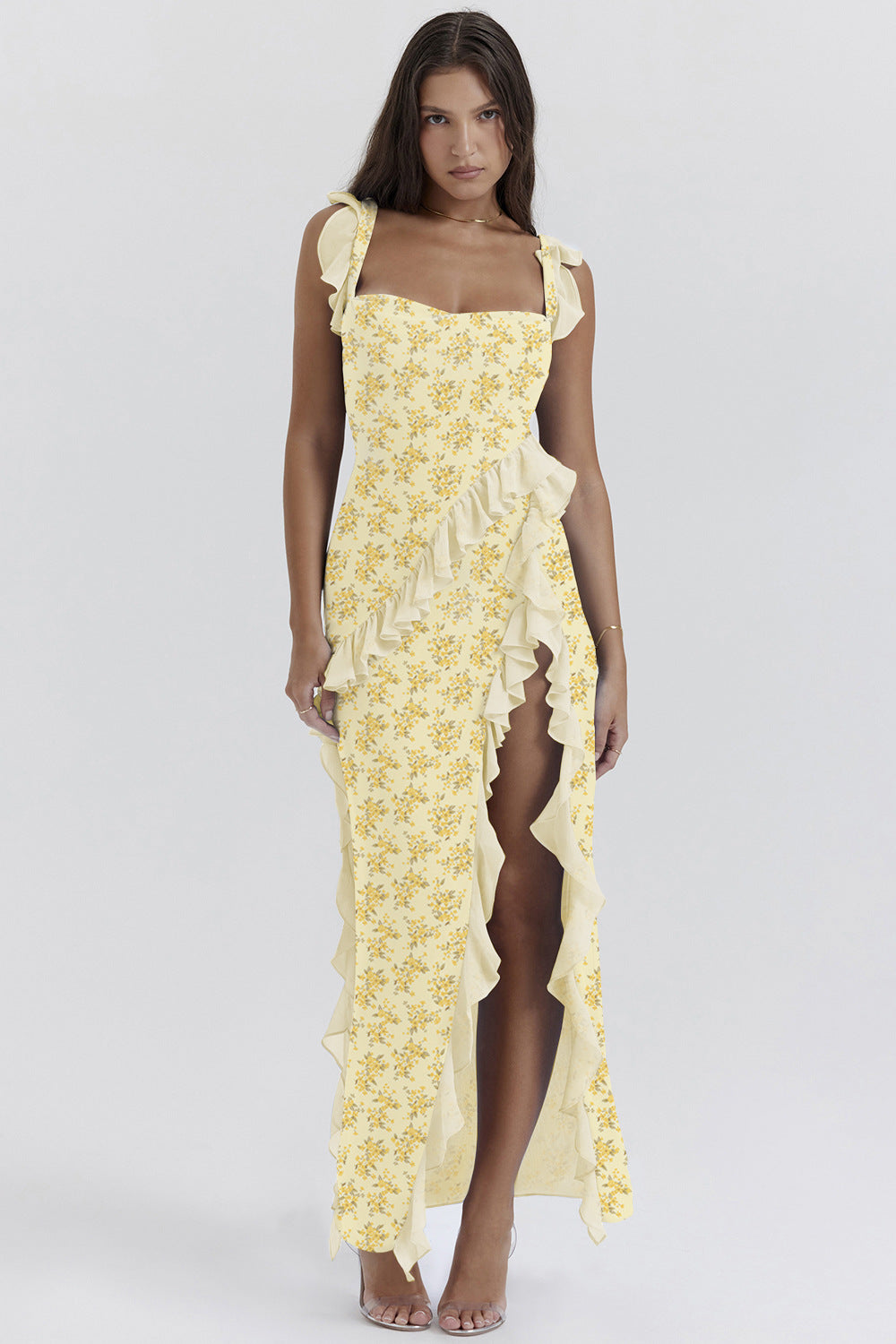 Elegant asymmetrical dress for women with ruffle details and floral pattern Chic & Stil