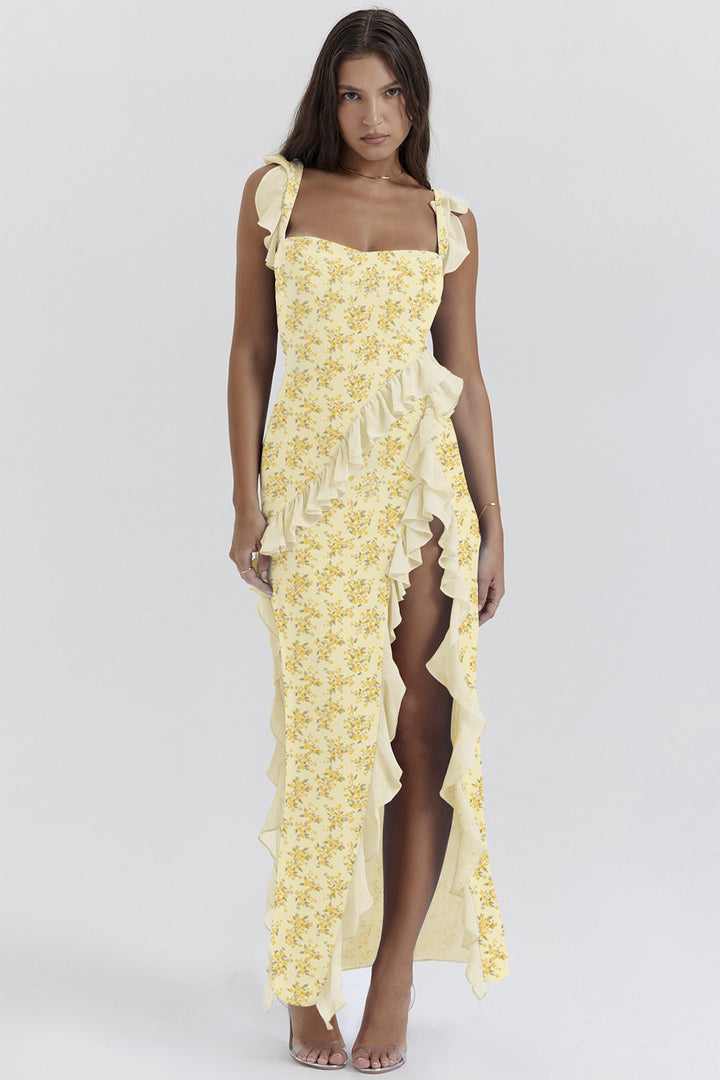 Elegant asymmetrical dress for women with ruffle details and floral pattern Chic & Stil