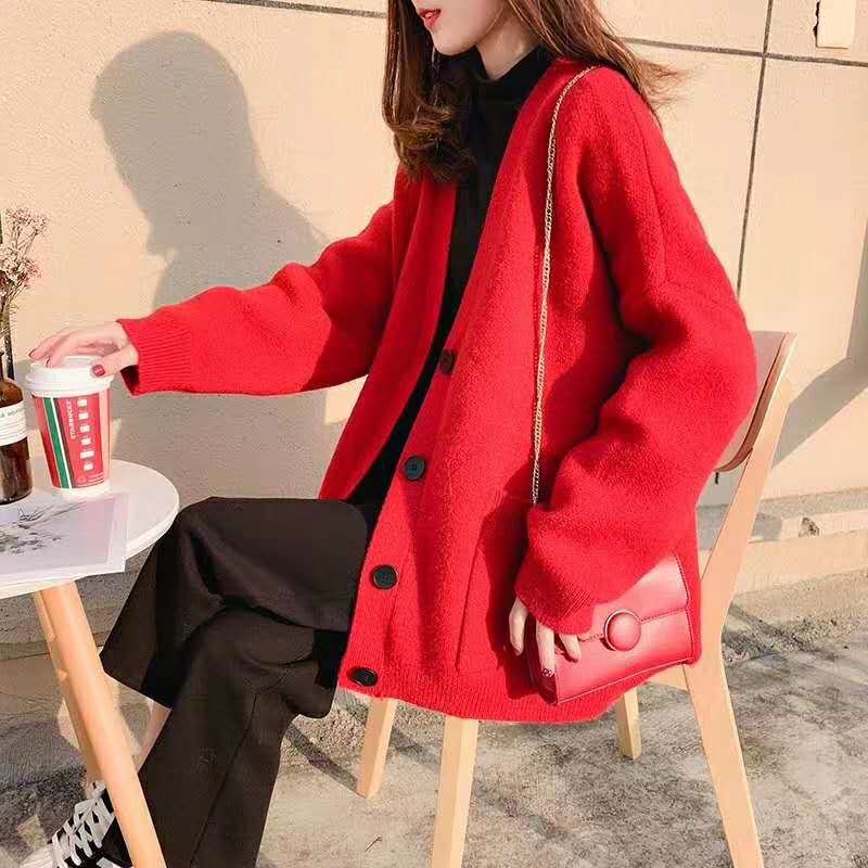 Fashion knit jacket for ladies with a soft material and an innovative cut Lune London