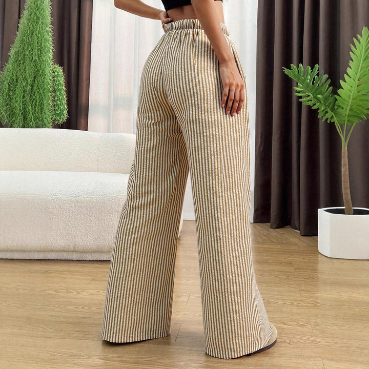 Pantalons décontractés pour femmes taille haute avec motif rayé Chic & Stil