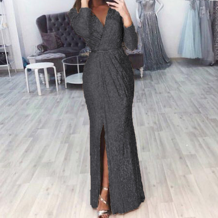 Robe de soirée longue pour femmes avec un design élégant enveloppant et une fente Chic & Stil
