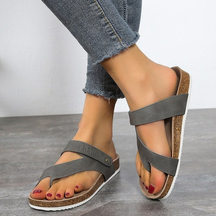 Women's thong sandals with comfortable footbed and modern cork design Lune London