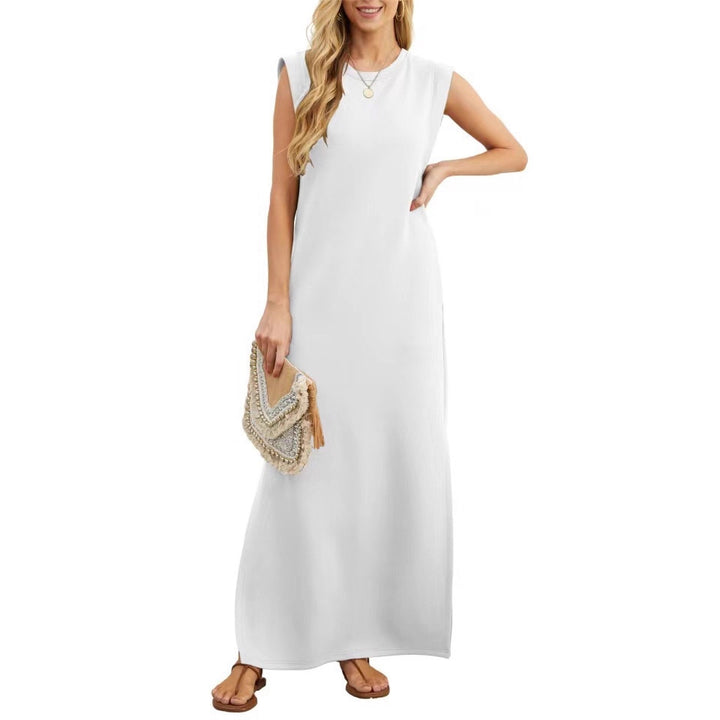 Maxi dress for women with modern shoulder details and a fluid cut Lune London