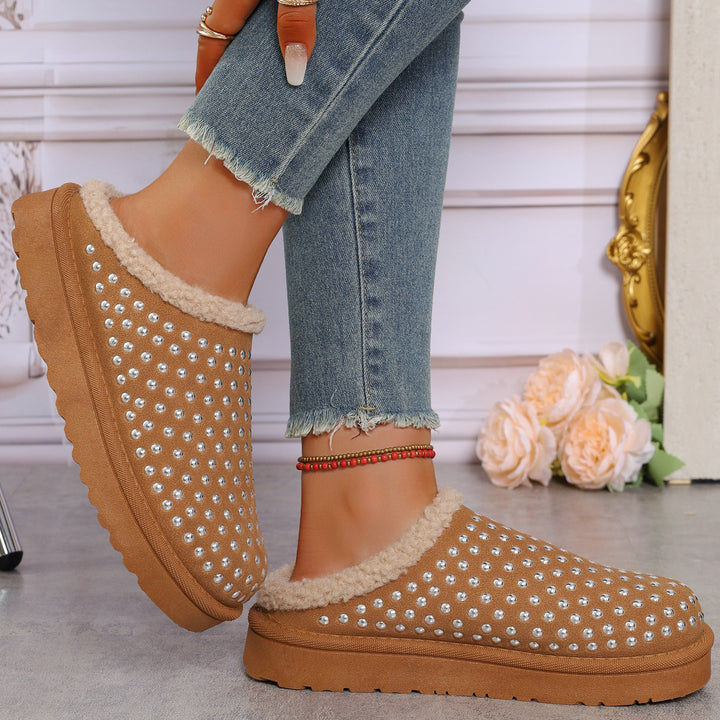 Slippers for women with sparkling accents and a cozy lining Lune London