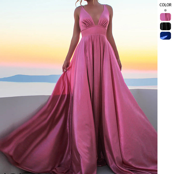 Glamorous maxi dress for women with deep V-neck and slit Chic & Stil