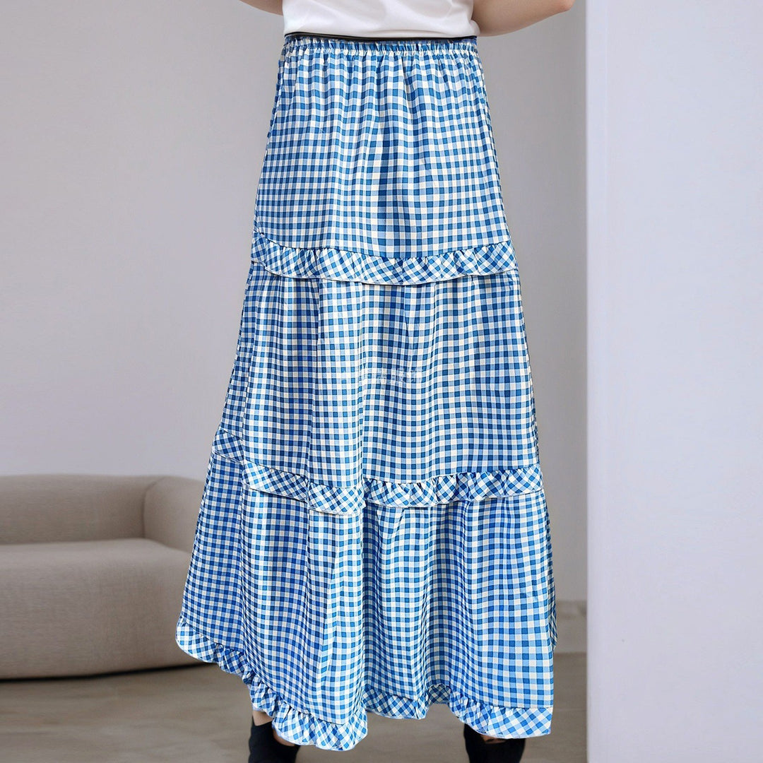 Women Long Plaid Skirt with Voluminous Tiered Design Chic & Stil