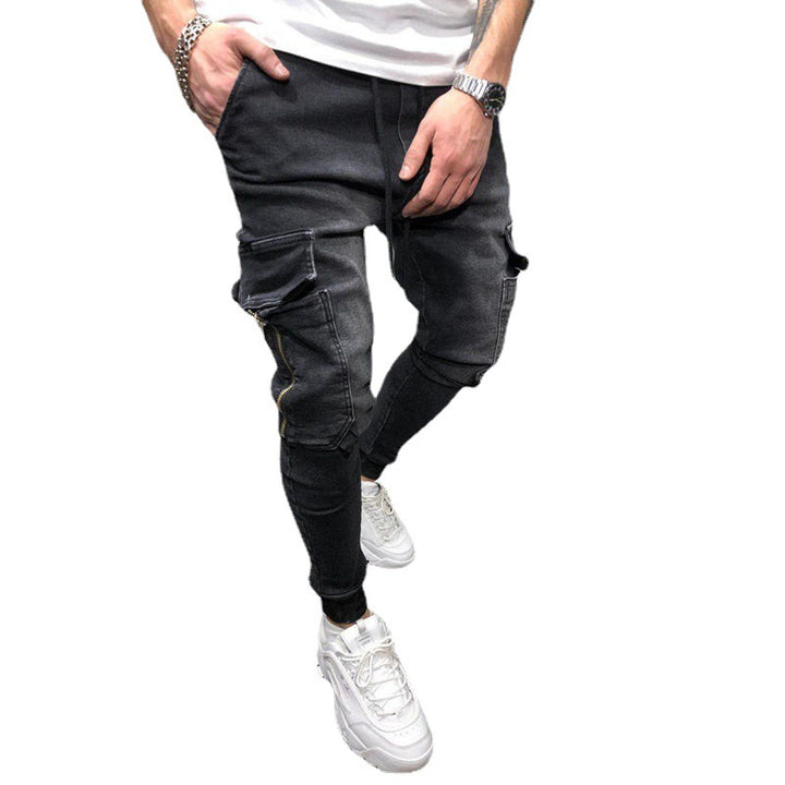 Men's slim fit cargo jogger pants with a trendy cut and practical pockets Lune London