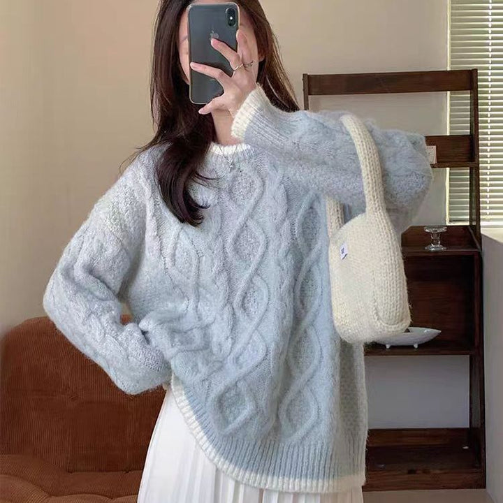 Chunky knit sweater for women with twisted pattern and contrasting collar finish Lune London
