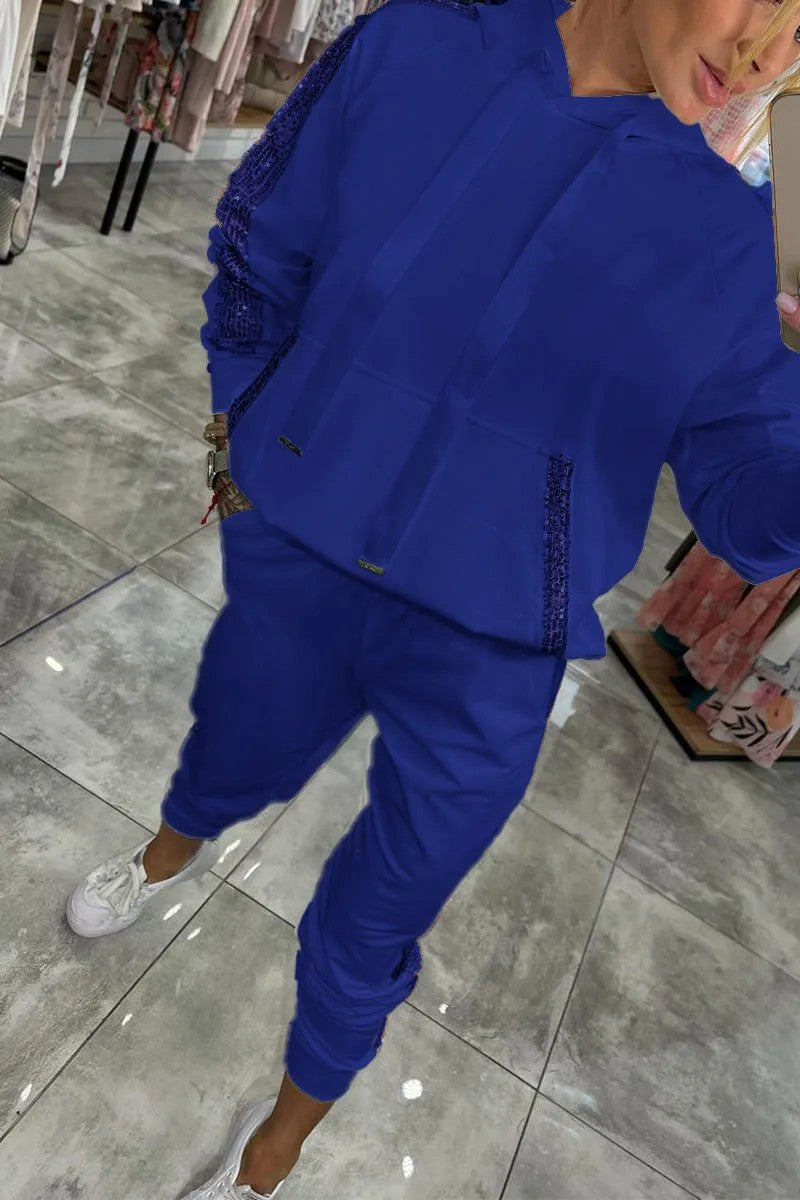 Trendy tracksuit set for women with glittering accents Lune London