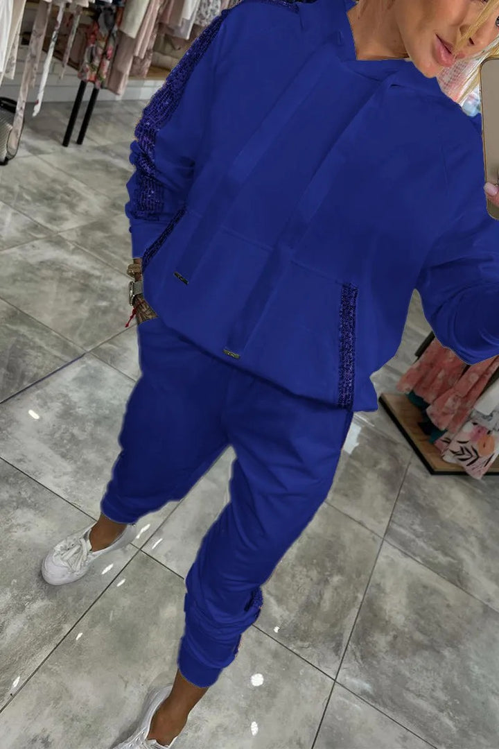 Trendy tracksuit set for women with glittering accents Lune London