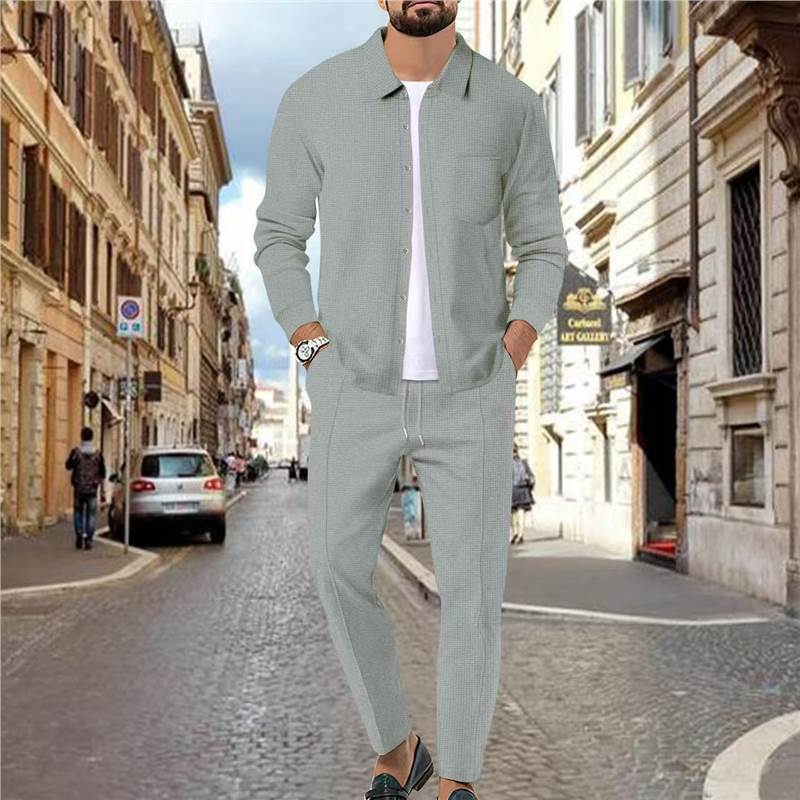 Trendy leisure set for men with textured top and elastic waistband Lune London