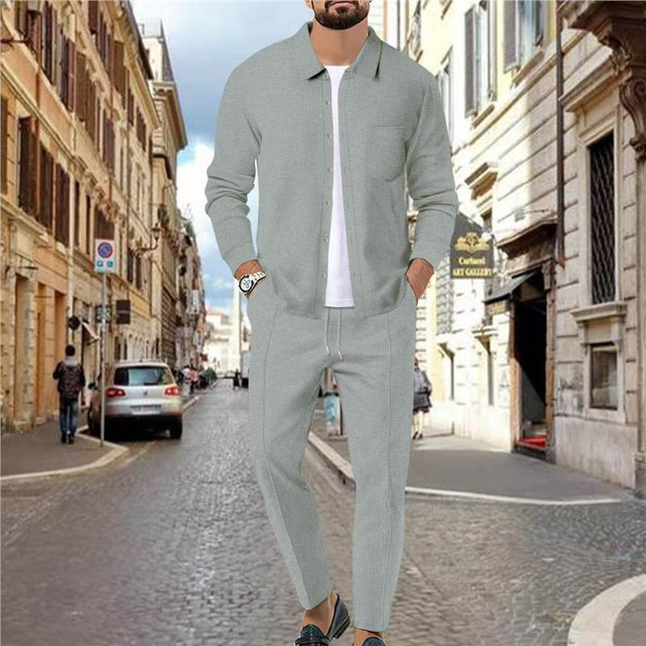 Trendy leisure set for men with textured top and elastic waistband Lune London