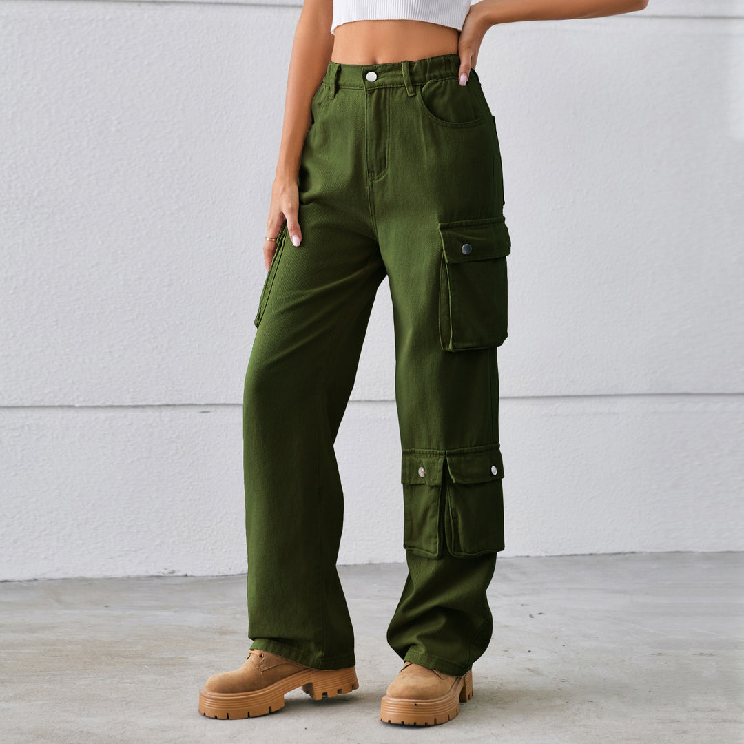 High-waisted cargo pants for women with practical pockets Lune London
