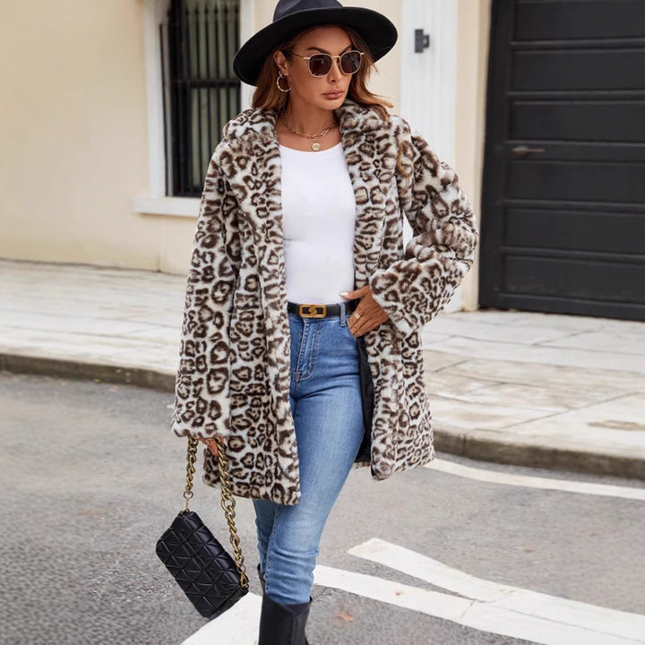 Ladies Fashionable Leopard Fur Coat Lune London