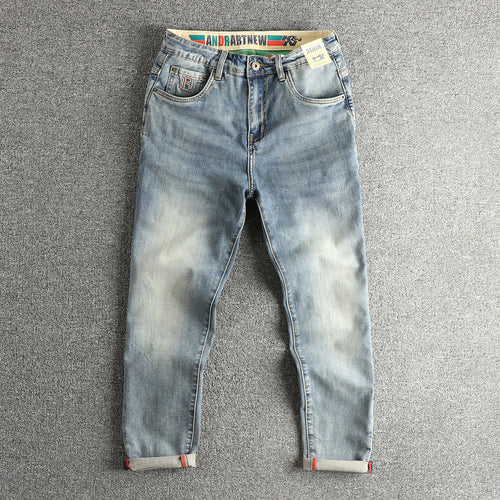 Slim Fit Jeans for women with a stylish distressed look and a practical cuff Lune London