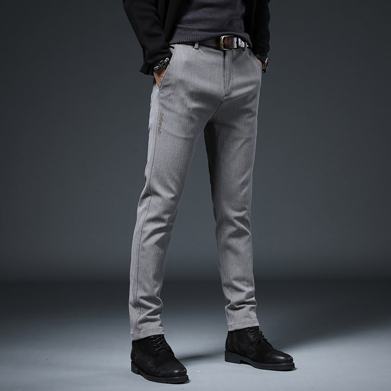 Slim-fit leisure pants for men with elastic waistband and practical pockets Lune London