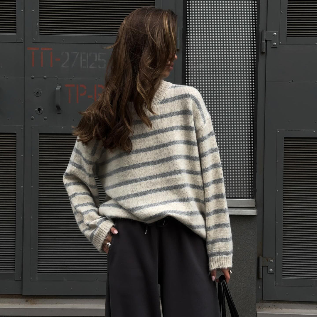 Casual knitted sweater for women with modern stripes Lune London