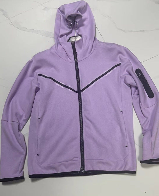Sporty fleece jacket for men with adjustable hood and functional zip pockets Lune London