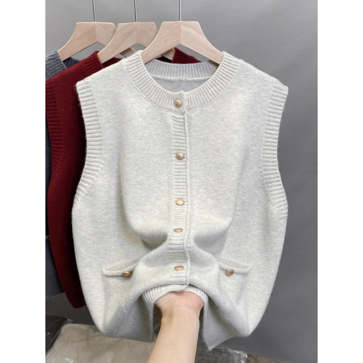 Knitted vest for women with button details and side pockets Lune London