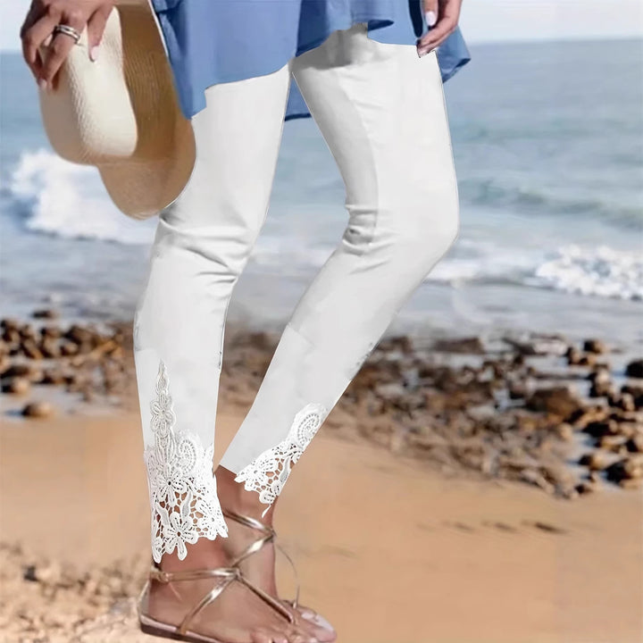 Leggings for women with lace hem and elastic waist Lune London