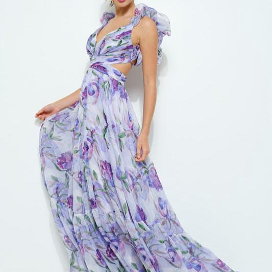 Women's maxi dress with floral ruffles and swinging design