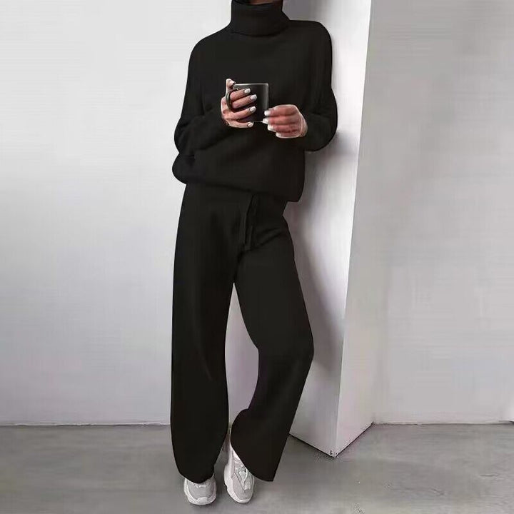 Women's Cozy Knit Loungewear Set with Wide Pants and Elegant Round Neck Lune London