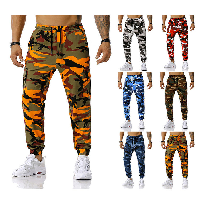 Camouflage cargo pants for men with elastic waistband and practical side pockets Lune London