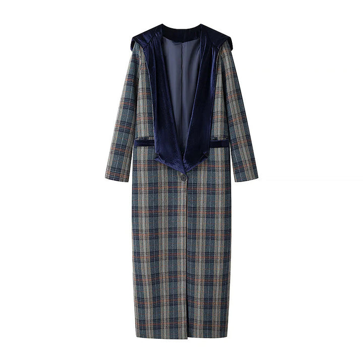 Ladies Long Blazer with elegant tartan pattern and velvet collar Lune London