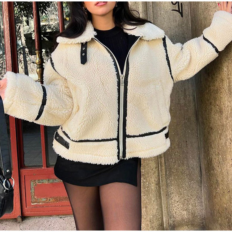 Comfortable teddy fleece jacket for women with elegant collar Lune London