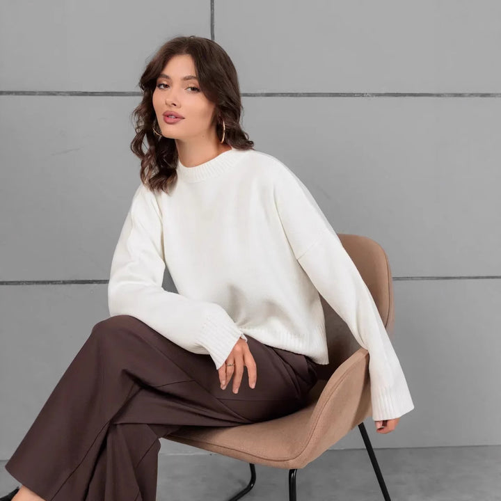 Women casual knit sweater with loose fit Lune London