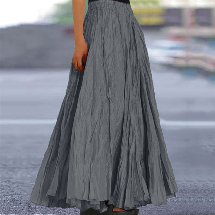 Long and flowing skirt for women with elastic waistband and modern texture Lune London
