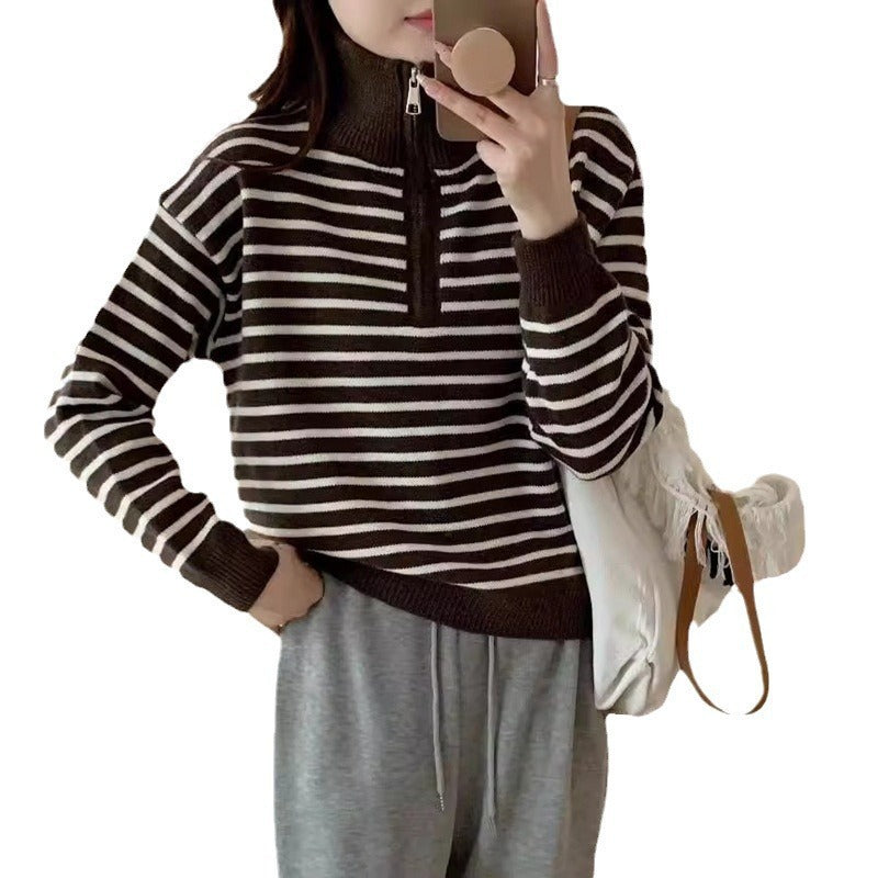 Knitted sweater for women with short zipper and trendy striped pattern Lune London