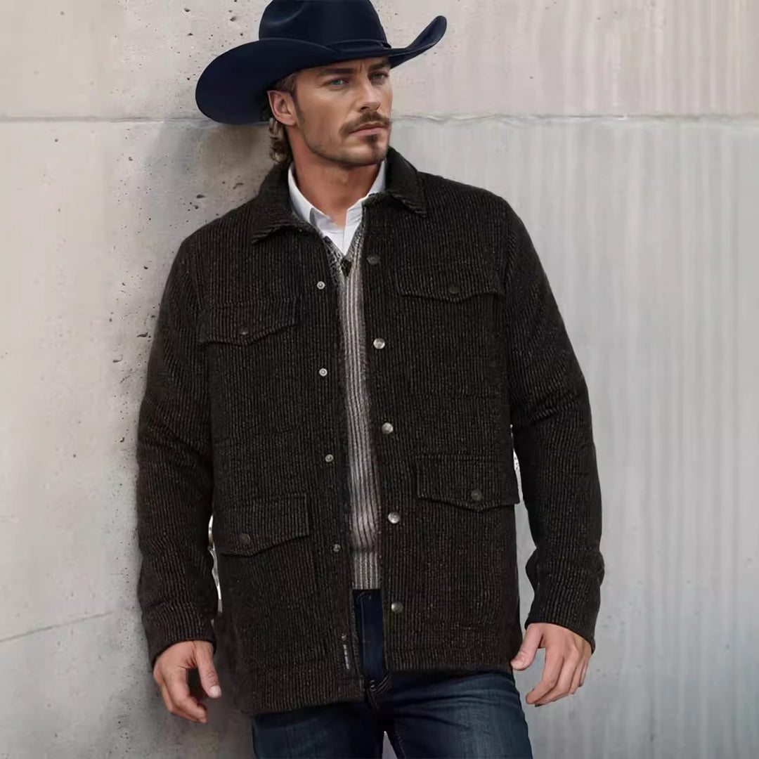 Robust cotton jacket for men with a rustic look featuring practical flap pockets Lune London