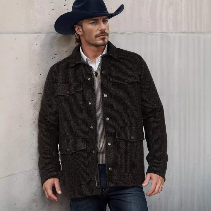 Robust cotton jacket for men with a rustic look featuring practical flap pockets Lune London